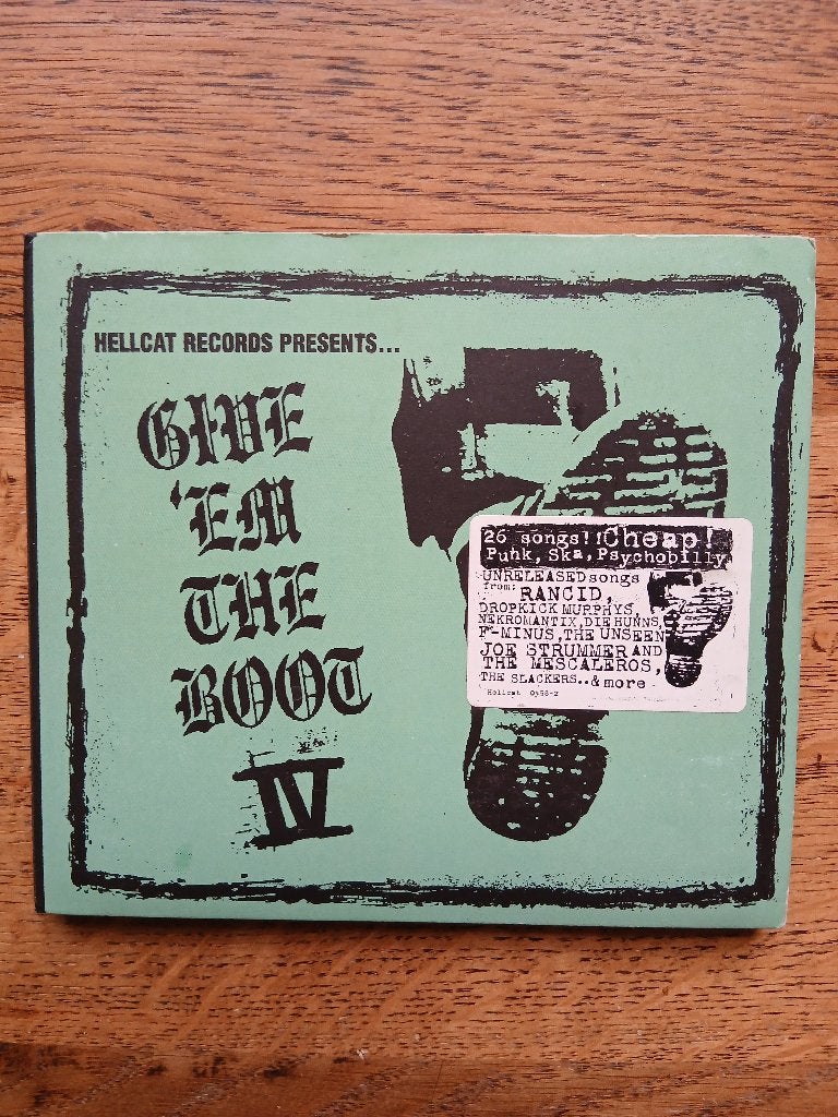 CD Give 'Em The Boot Vol 4, Enlèvement