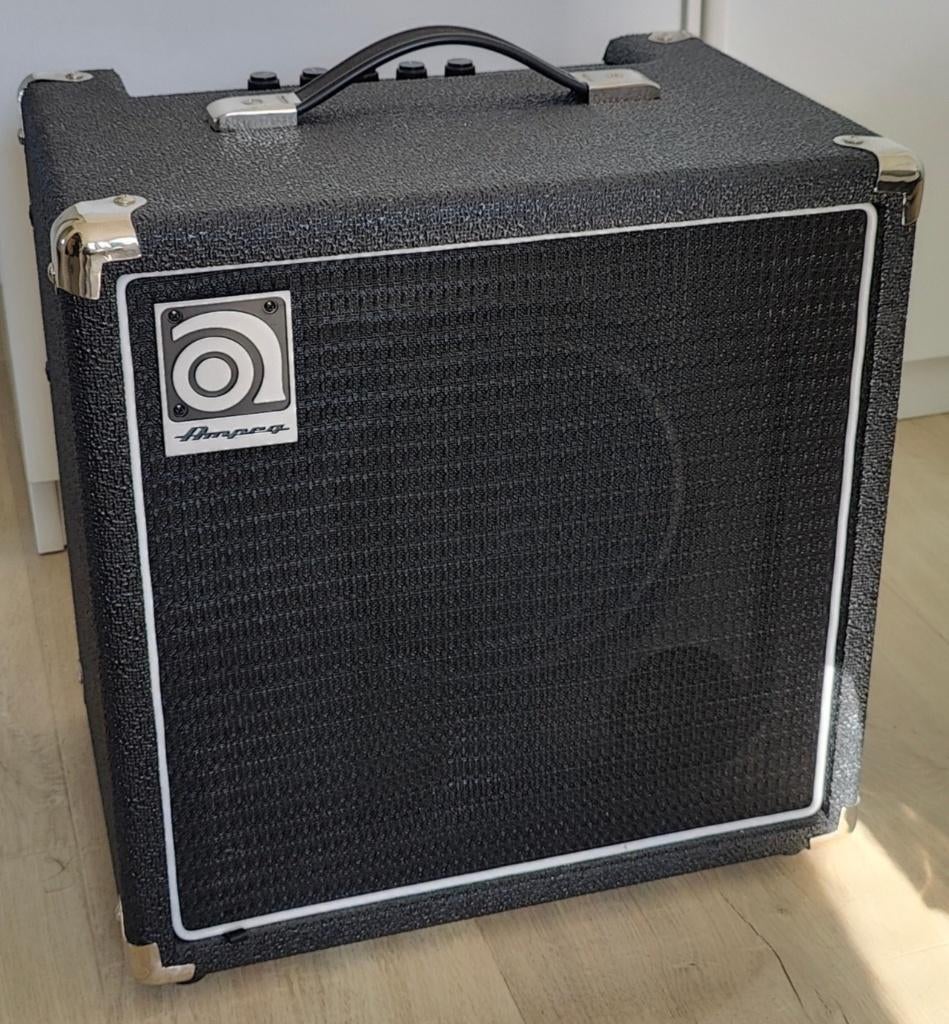 Ampeg basversterker, Muziek en Instrumenten, Versterkers | Bas en Gitaar, Ophalen, Gebruikt, Basgitaar, Minder dan 50 watt