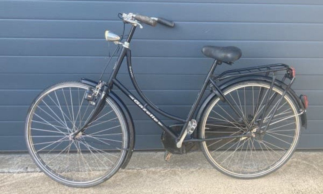 Gazelle damesfiets 28 inch (omafiets model), Fietsen en Brommers, Fietsen | Dames | Omafietsen, Ophalen, Terugtraprem, Gebruikt