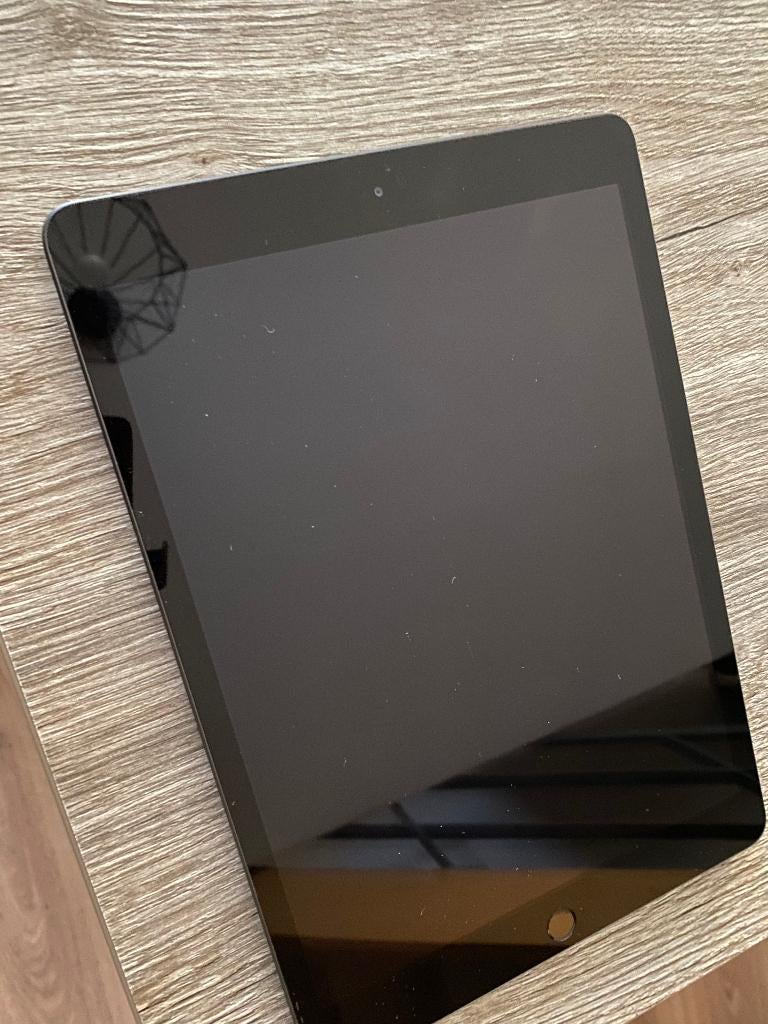 ipad 8ste generatie 2021, Computers en Software, 32 GB, Apple iPad, Zo goed als nieuw, Wi-Fi