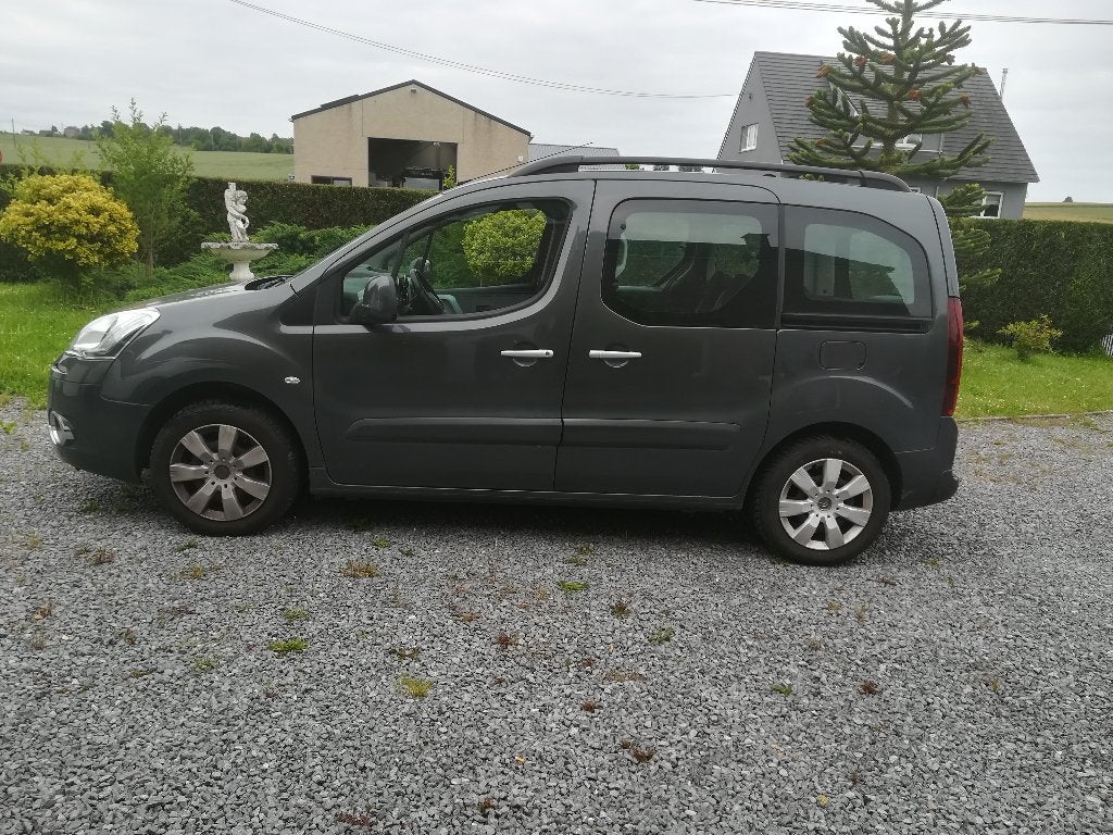Vente de voiture Citroen Berlingo, Autos, 90 kW, Argent ou Gris, Boîte manuelle, Berlingo