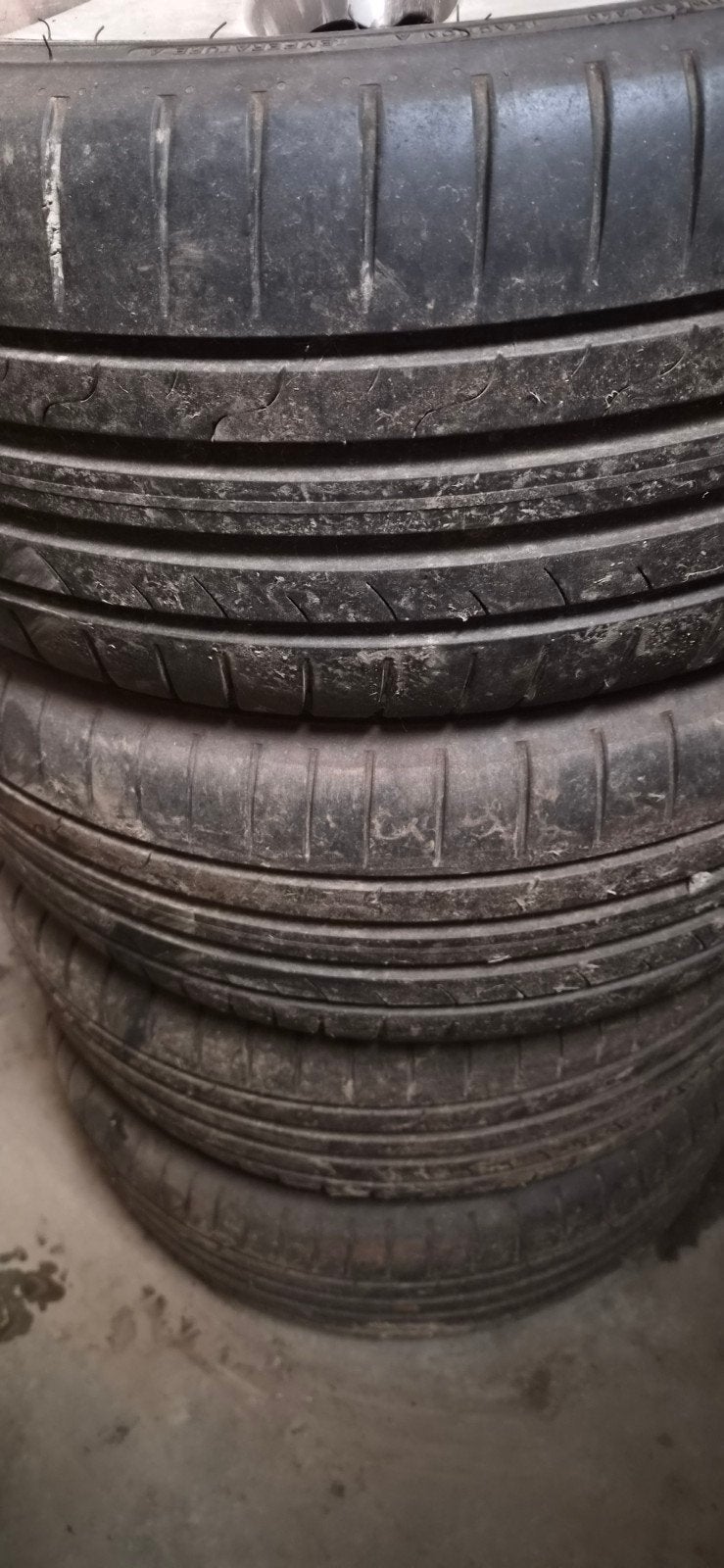 Jantes SKODA avec pneus Dunlop 225/45R17, Autos : Pièces & Accessoires, Enlèvement, Pneu(s)