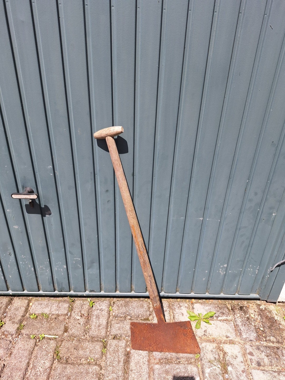Schuine spade, Enlèvement, Bêche
