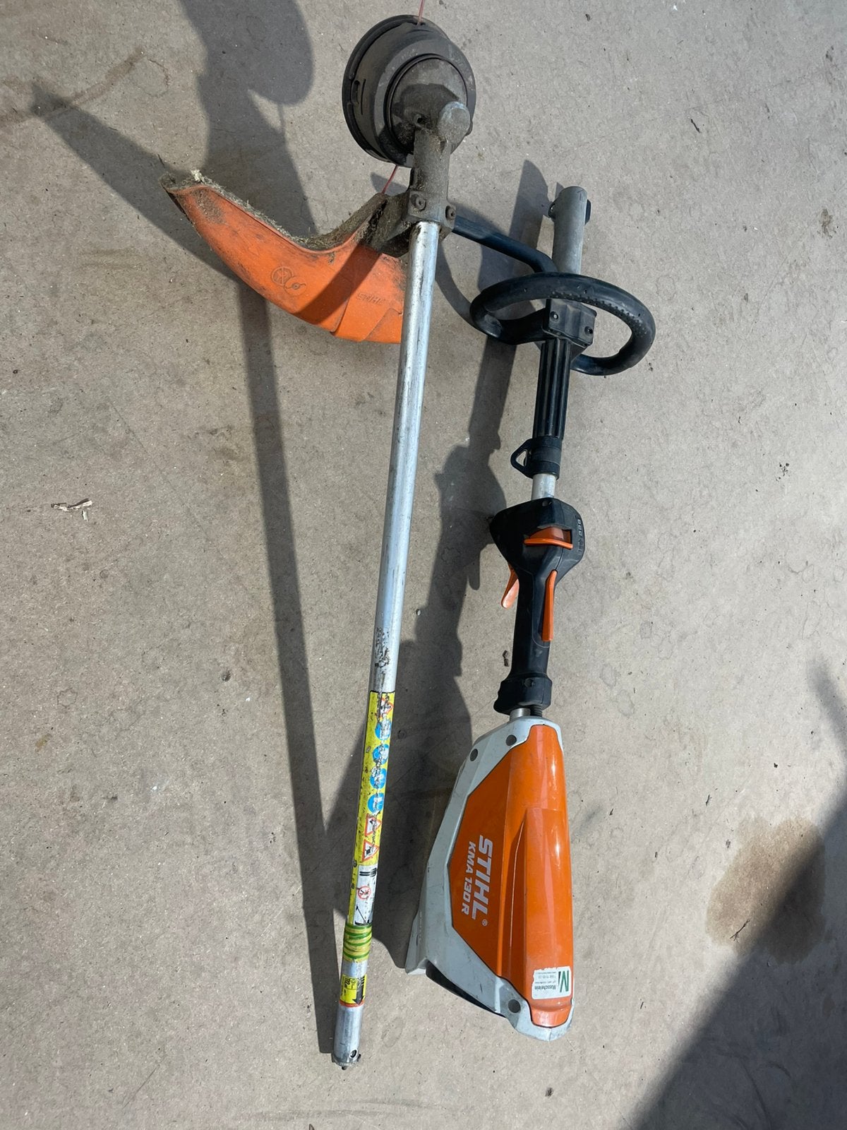 Stihl Bosmaaier, Ophalen, Gebruikt, Accu