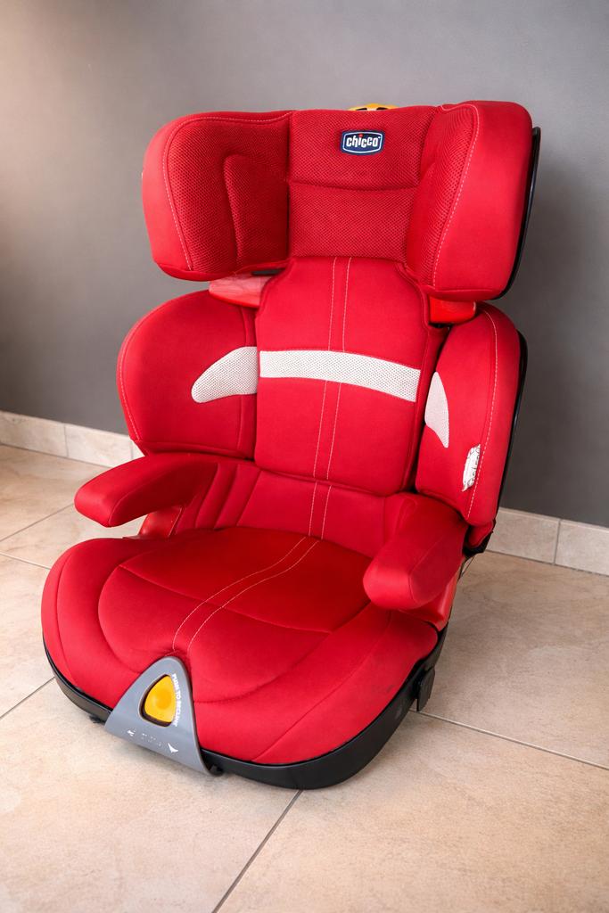 Isofix-stoel van het merk Chicco, 15 t/m 36 kg, Ophalen of Verzenden, Zo goed als nieuw, Chicco