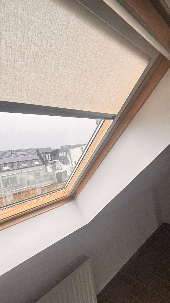 Origineel VELUX zonwerend rolgordijn, Ophalen, Minder dan 100 cm, 100 tot 150 cm, Zo goed als nieuw