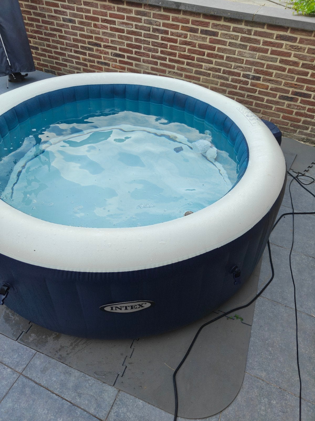 Intex pure spa +, Tuin en Terras, Ophalen, Zo goed als nieuw, Filter, Opblaasbaar