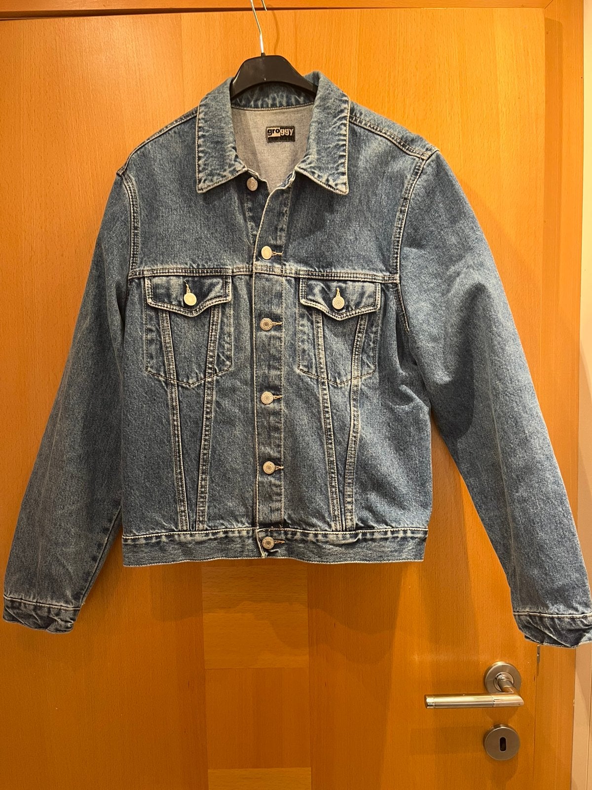 Jeansvest groggy maat L, Kleding | Dames, Jassen | Zomer, Ophalen of Verzenden, Zo goed als nieuw, Maat 42/44 (L)