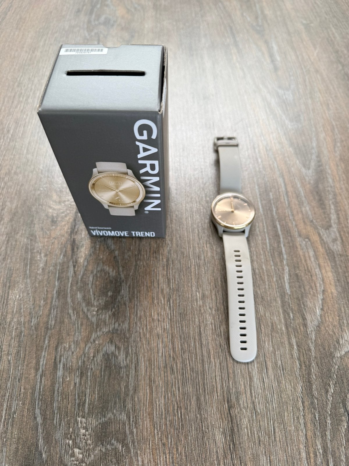 Smartwatch Garmin Vivomove Trend, Handtassen en Accessoires, Ophalen, Zo goed als nieuw