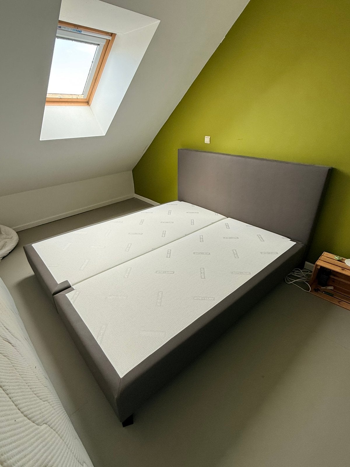 Boxspring 180 cm, Ophalen, Zo goed als nieuw, 180 cm