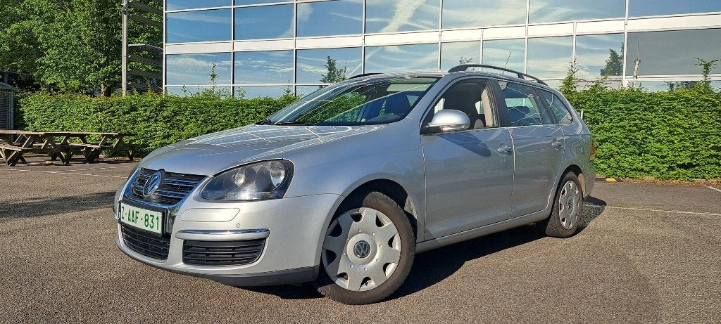 VOLKSWAGEN GOLF VARIANT ESSENCE - PASSE CONT TECHN VENTE, 90 kW, Argent ou Gris, Achat, Capteur de stationnement