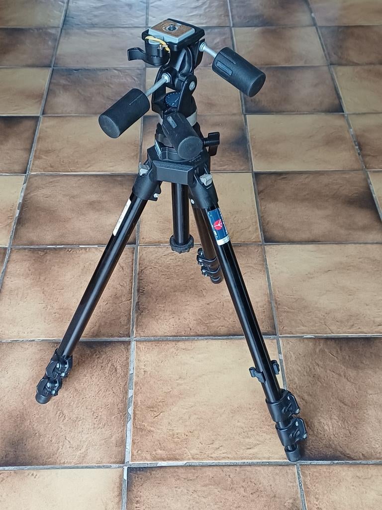 Manfrotto 055CB statief met 141RC kop, Ophalen, Zo goed als nieuw, 175 cm of meer, Driepoot