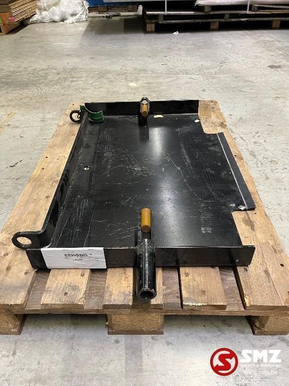 Cover Caterpillar, Nieuw