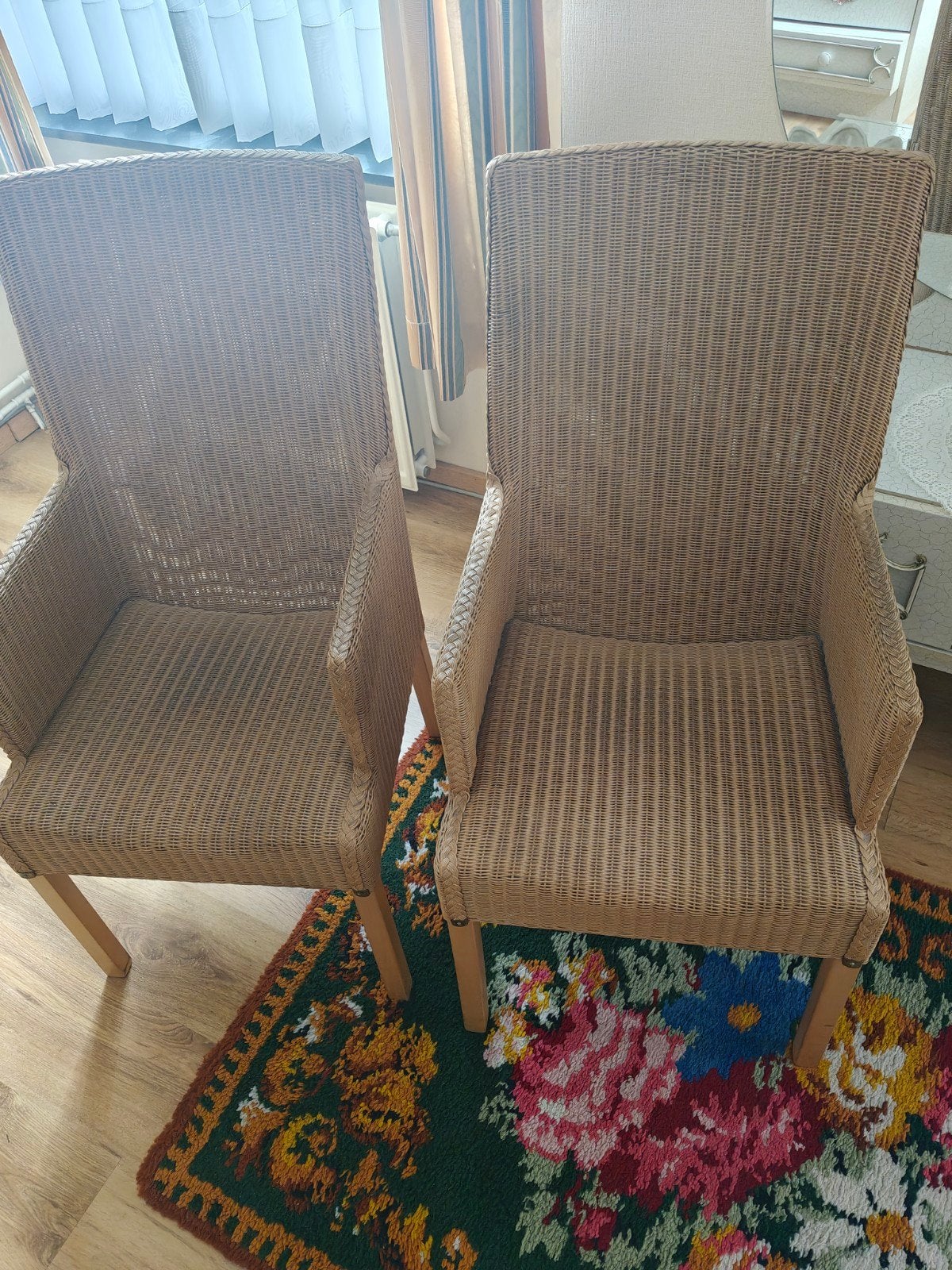 Set 2 wicker arm stoelen zeer comfortabel, Ophalen, Wicker