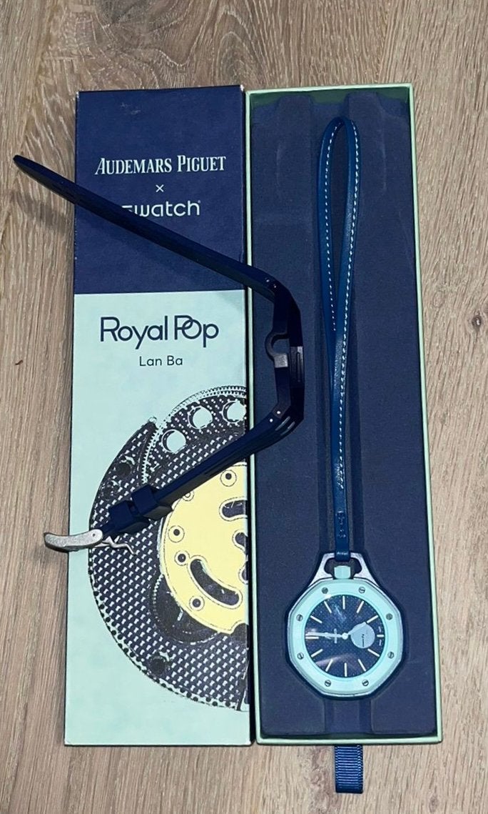 splinternieuwe en ongedragen Swatch x Audemars Piguet., Bijoux, Sacs & Beauté, Enlèvement ou Envoi, Neuf, Swatch