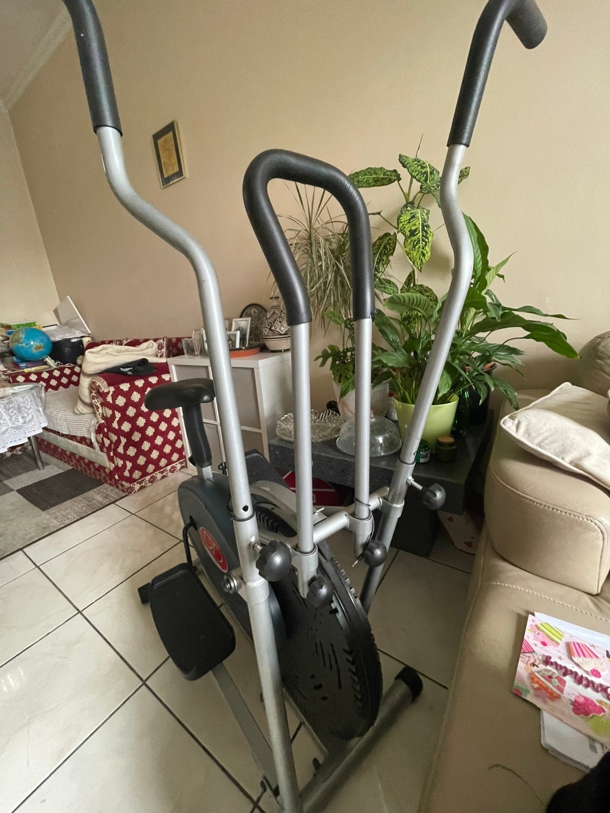Crosstrainer/ fiets, Sport en Fitness, Ophalen, Zo goed als nieuw, Crosstrainer