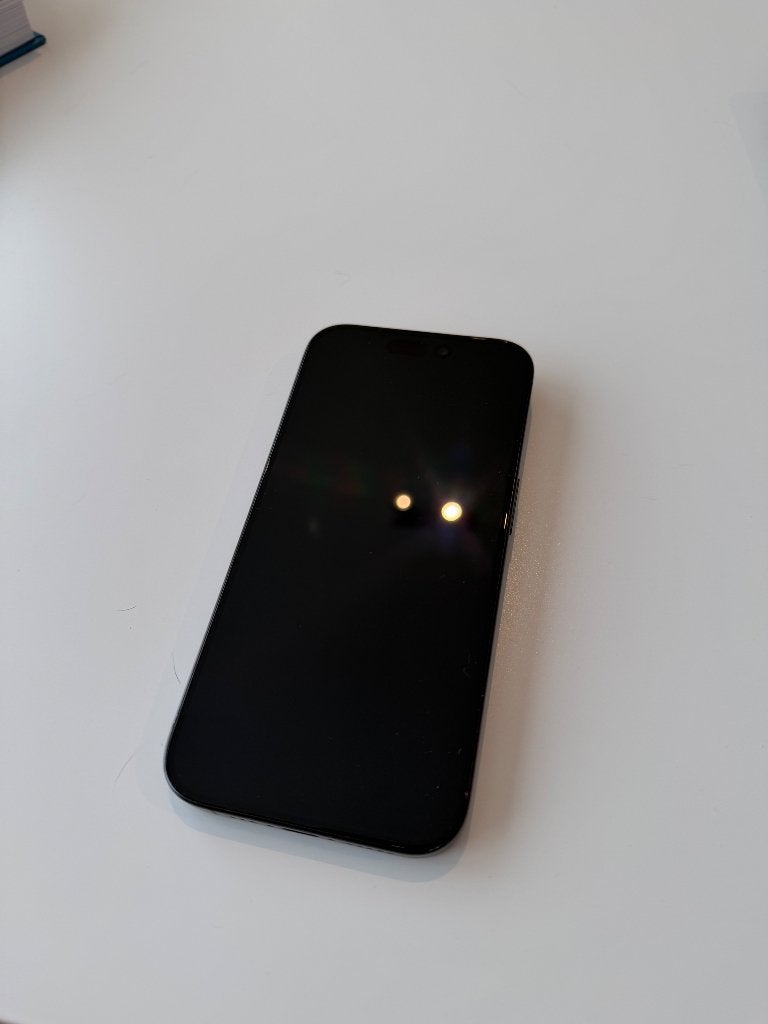 iPhone 15 pro 128 Go couleur nuit, excellent etat, Télécoms, 128 GB, Comme neuf, Enlèvement, Sans abonnement