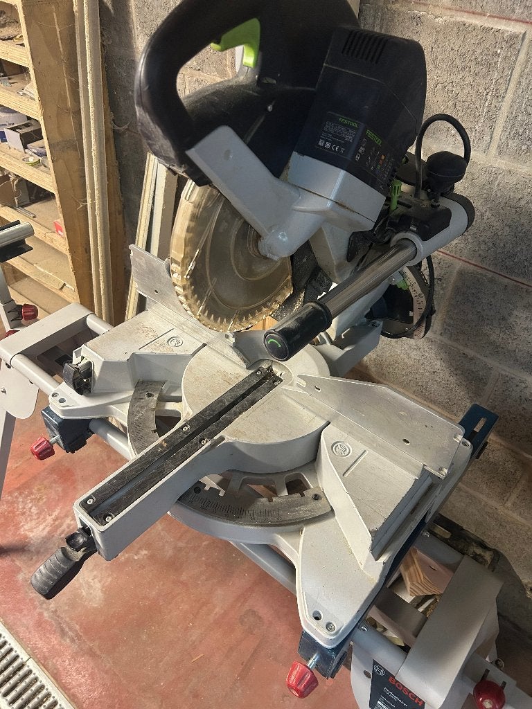 Festool KS 120, Bricolage & Construction, Outillage | Scies mécaniques, 70 mm ou plus, Enlèvement, Utilisé, Festool