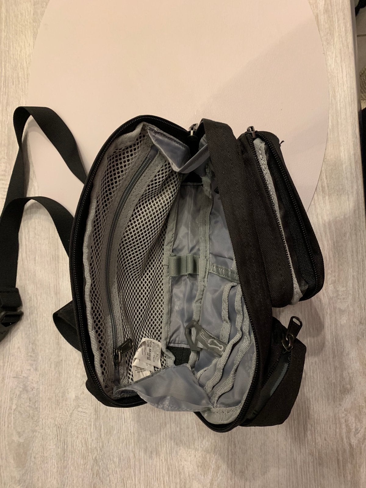 Opossum, Bijoux, Sacs & Beauté, Enlèvement, Comme neuf, Noir, Autres marques