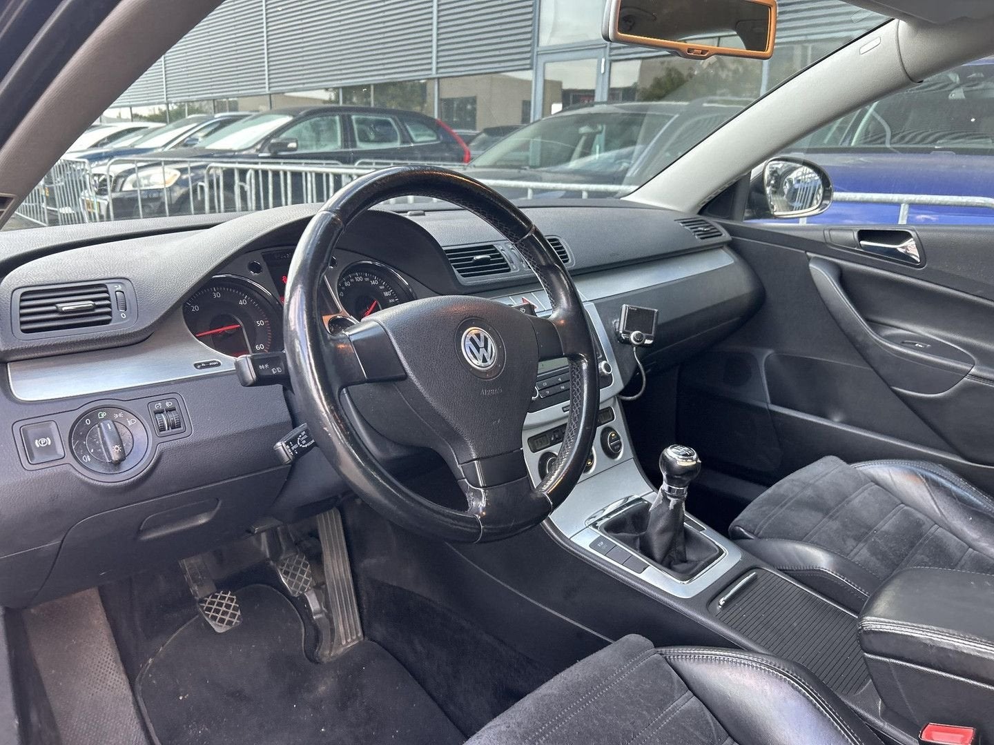 Volkswagen Passat 2.0 TDI Highline | Climate | Cruise | Trek, Auto's, Zwart, Zwart, Bedrijf, Electronic Stability Program (ESP)