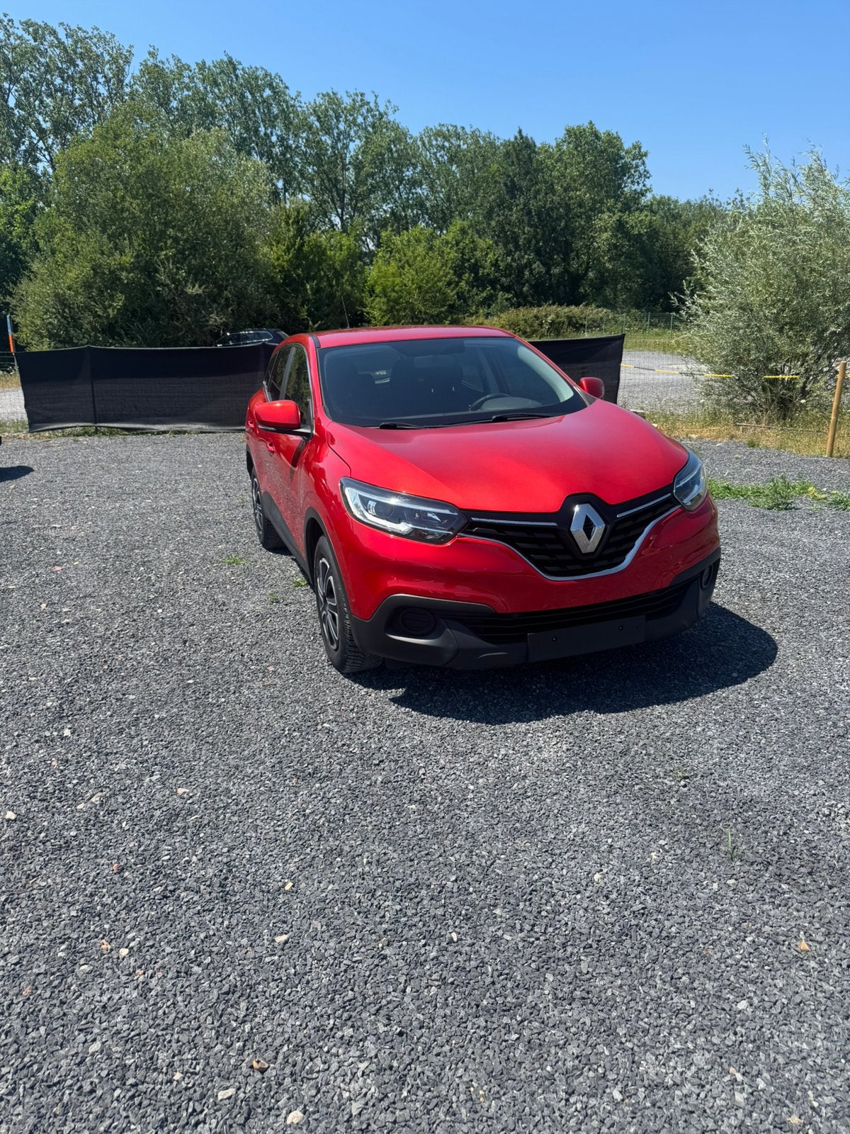 Renault kadjar 1.2 benzine bj:2016 km:118640 1jaar garantie, Auto's, Renault, Kadjar, Euro 6, Bedrijf, Handgeschakeld