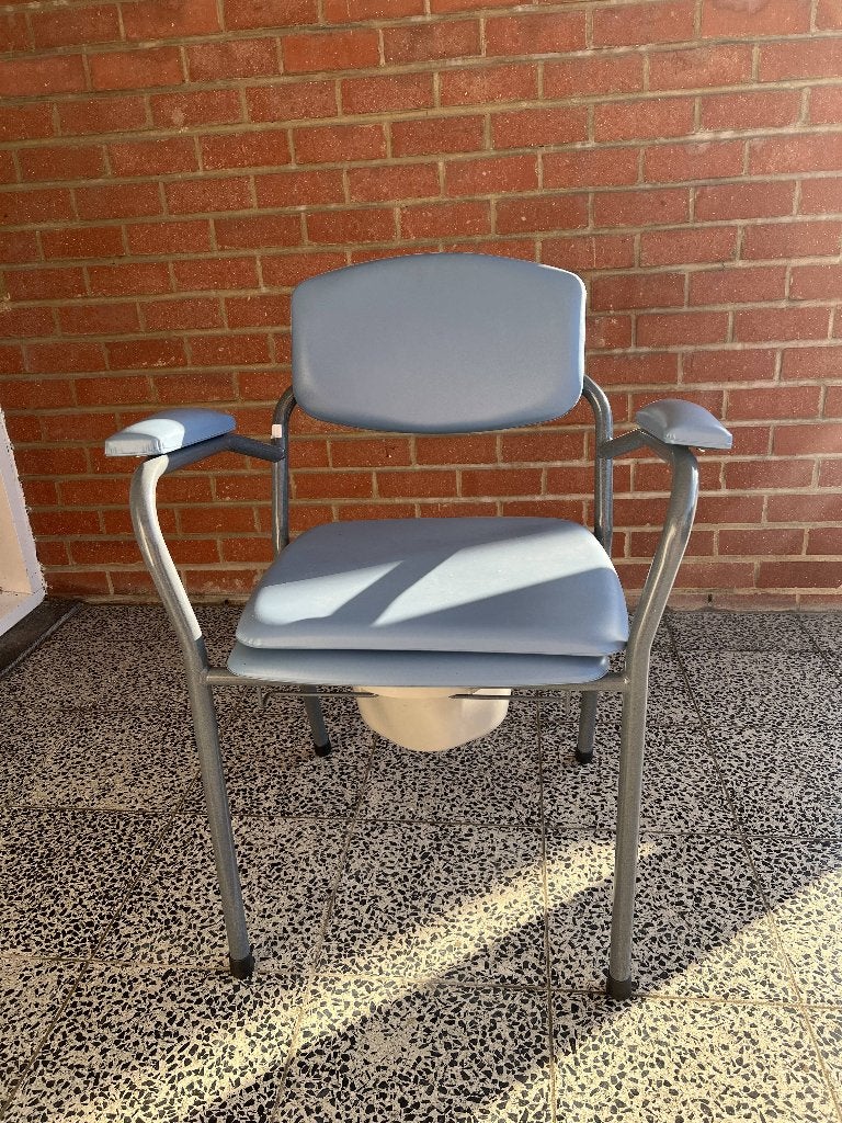 chaise percée, Enlèvement, Utilisé