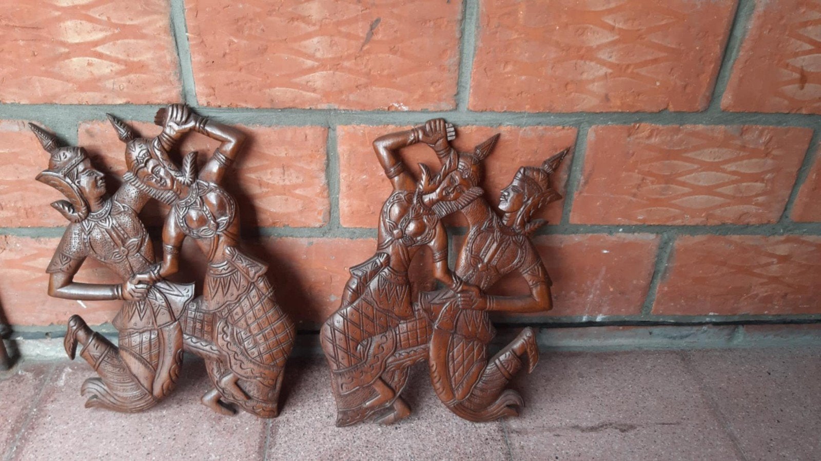 2 wand figuren thais, Antiek en Kunst, Ophalen
