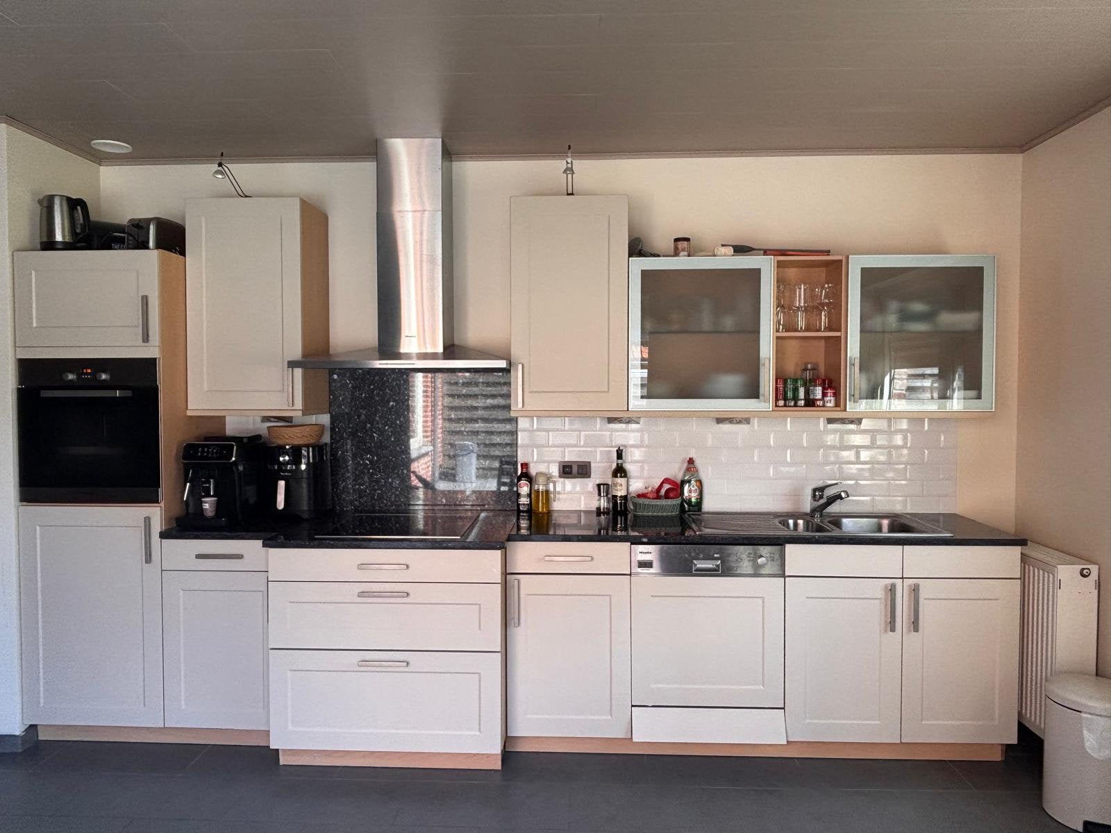 Oude keuken te koop met toestelen Miele, Ophalen, Gebruikt