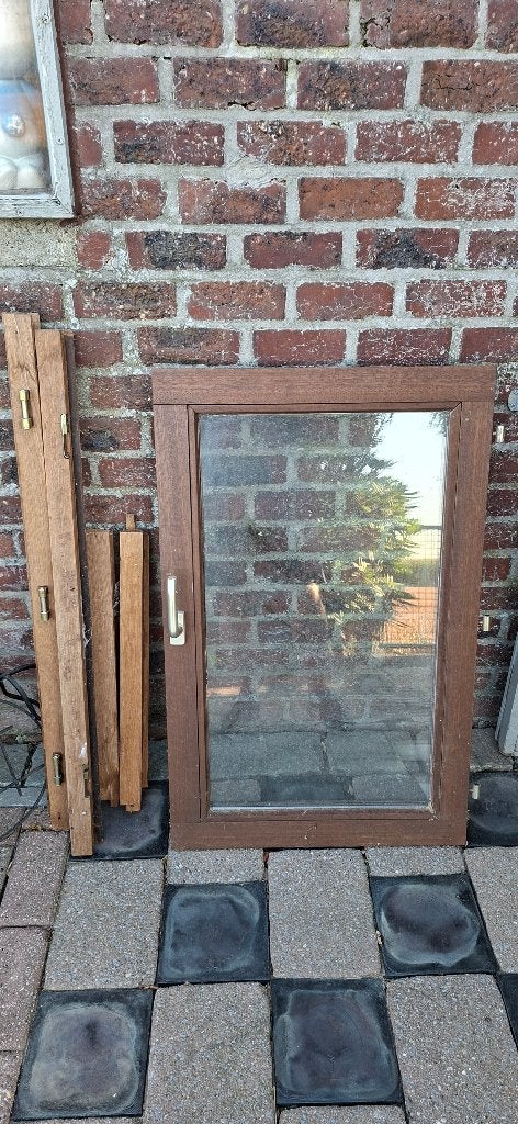 Meranti raam, Bricolage & Construction, Vitres, Châssis & Fenêtres, Enlèvement, Utilisé, Fenêtre de façade ou Vitre, Double vitrage