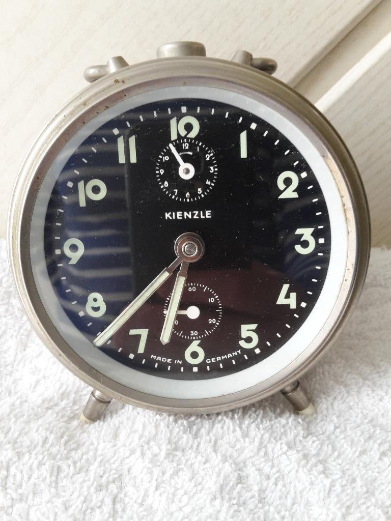 Oude Kienzle opwindbare / mechanische wekker, in prima staat, Antiek en Kunst, Ophalen of Verzenden