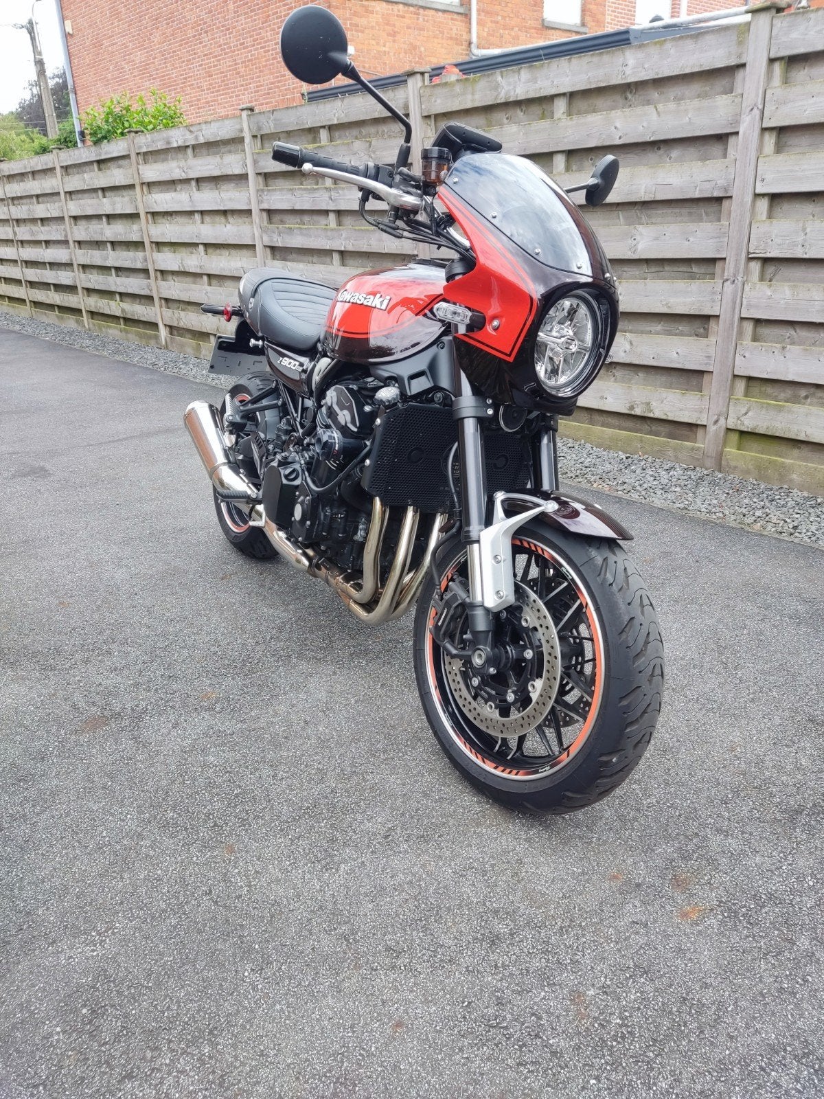 Kawasaki z900rs-2020-Michelin-opties-showroom-12000km!, Motos, Motos | Kawasaki, Permis Moto A, Occasion, Plus de 35 kW, Contrôle de traction