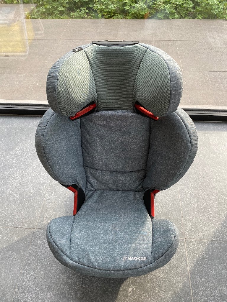 Maxi Cosi rodifix air isofix + gratis Hoes., Ophalen, Zo goed als nieuw, Isofix, Slaapstand