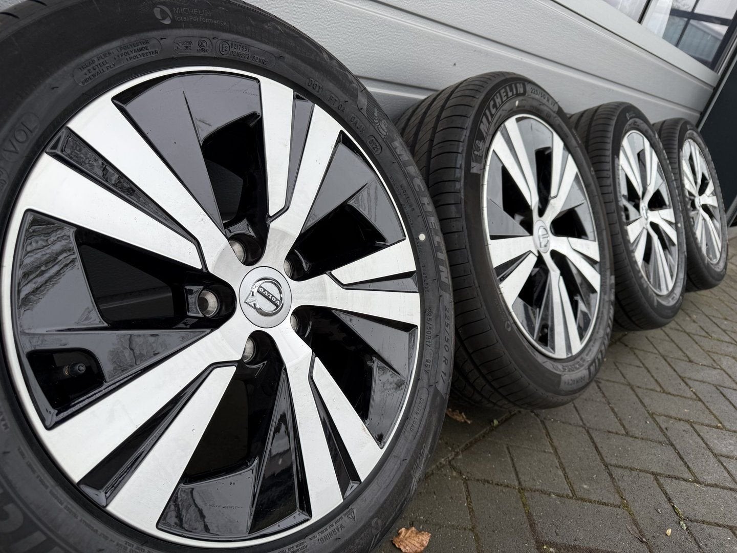 17" Volvo S40 S60 V40 V60 Hybrid country velgen zomerbanden, Auto-onderdelen, Gebruikt, -, -, Banden en Velgen