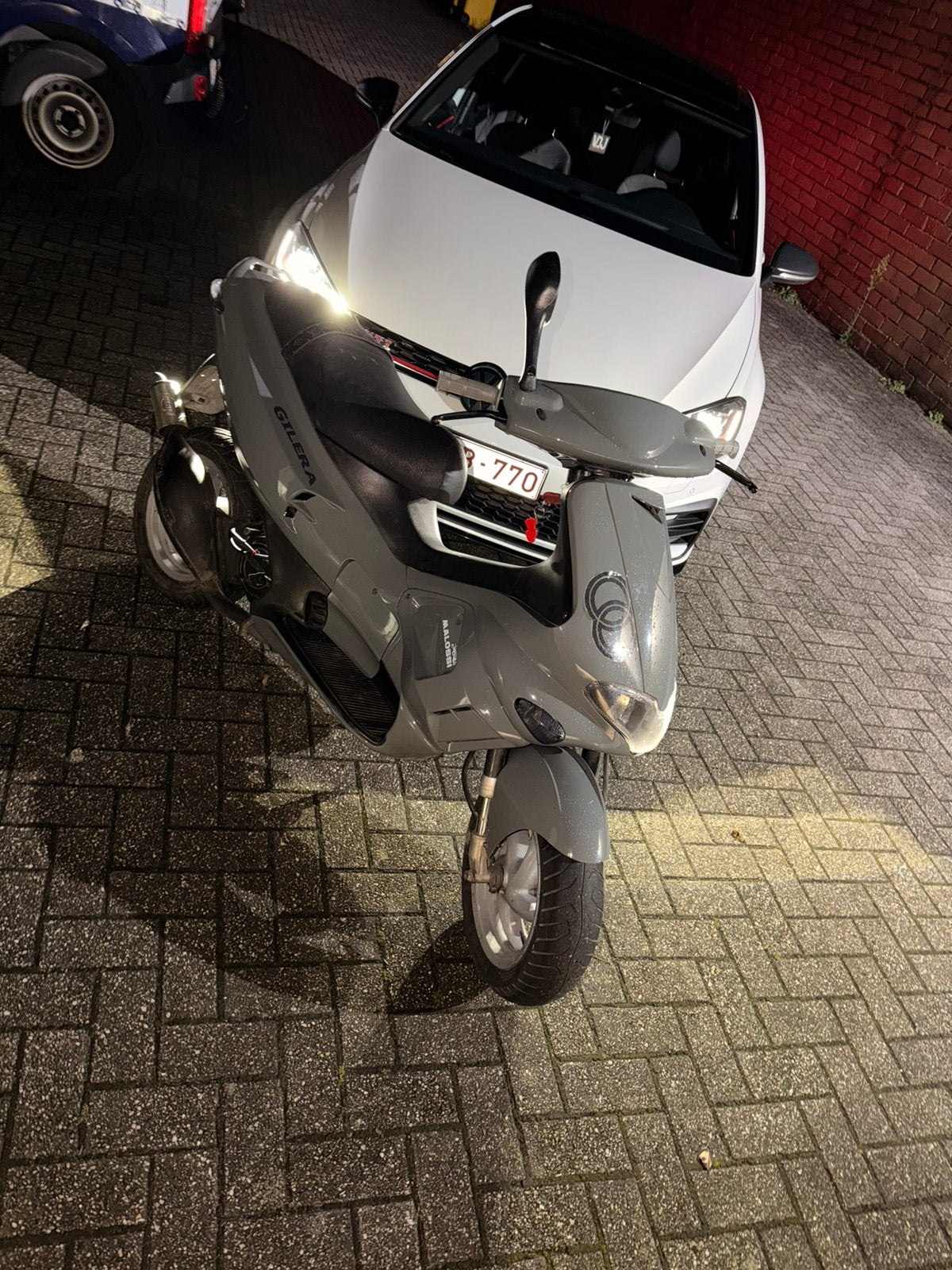 Gilera runner 70cc snel weg 1700 deze week vandaag 1600, Fietsen en Brommers, Ophalen, Overige modellen, 70 cc, Benzine