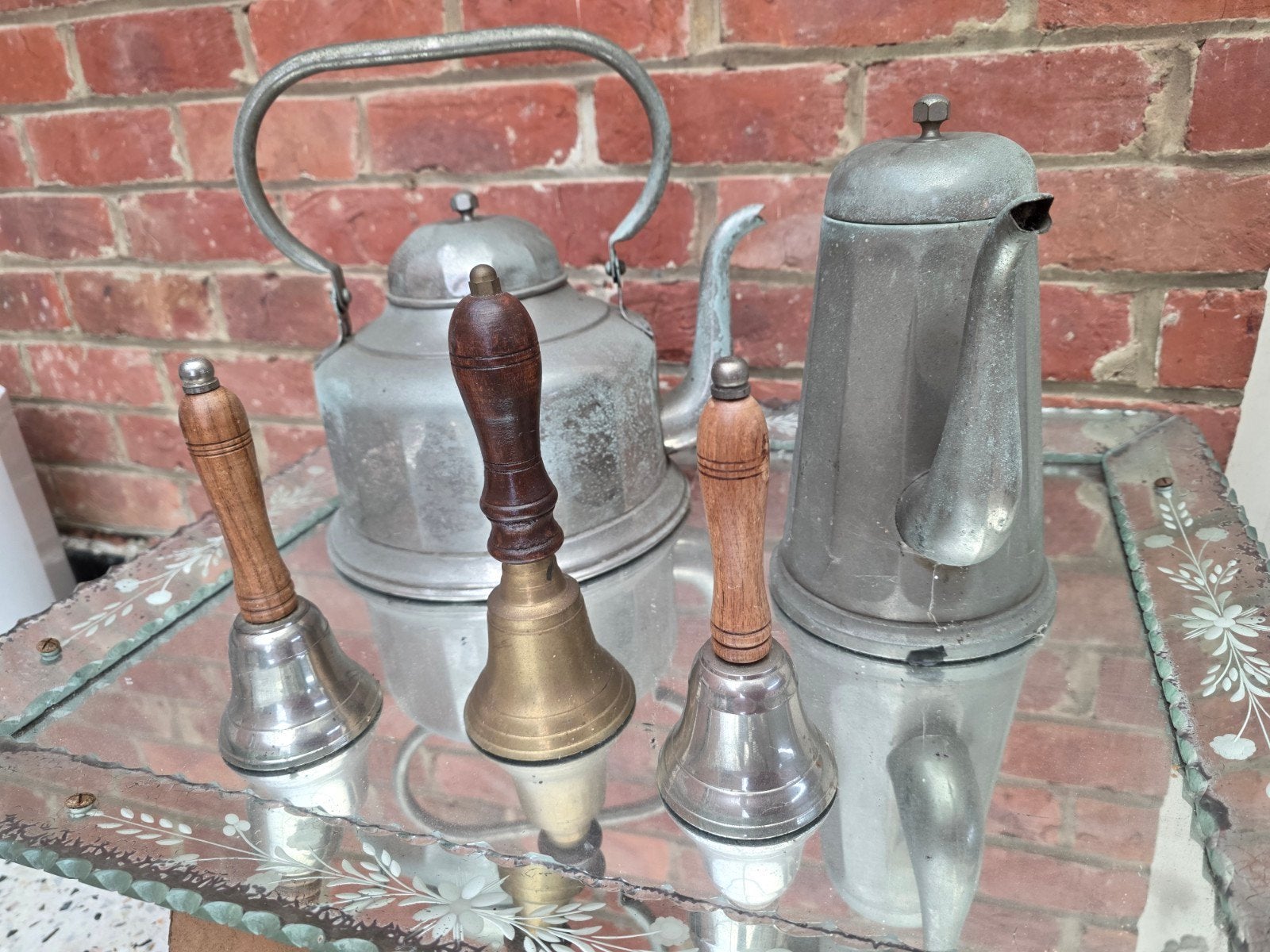 tin, Ophalen