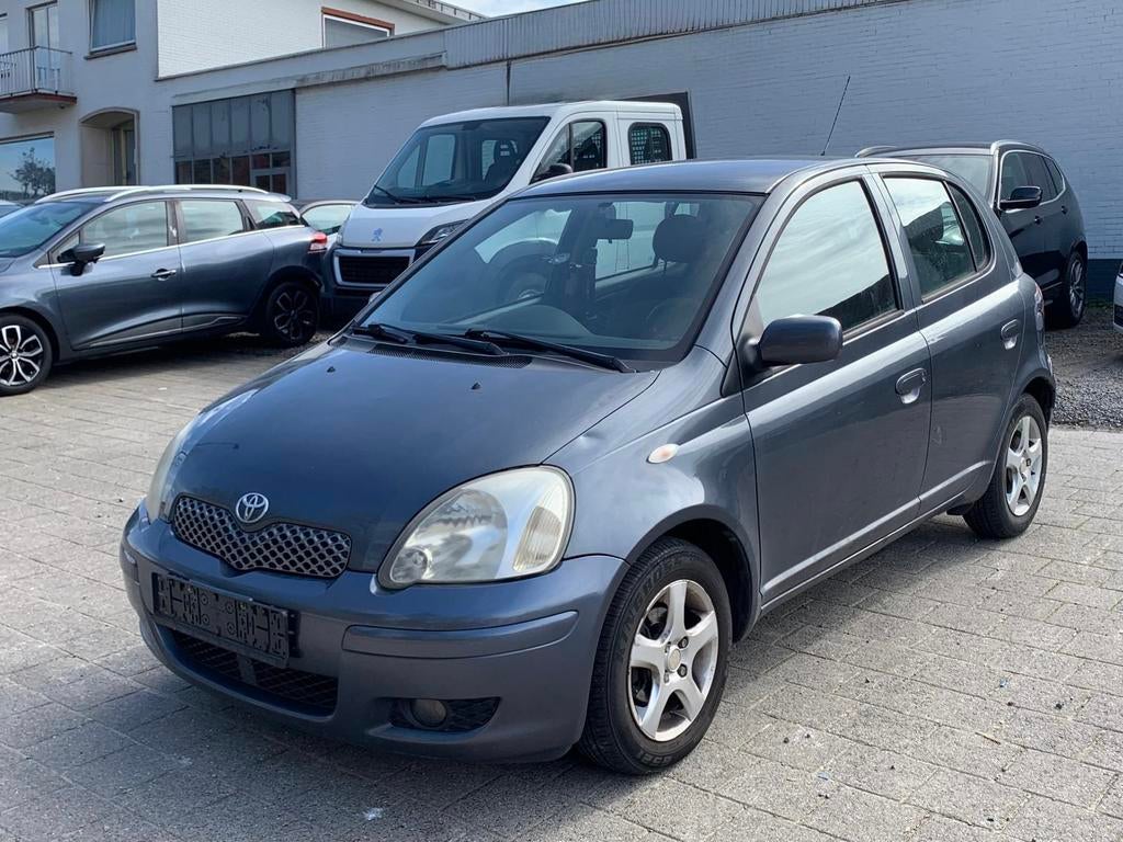 Toyota Yaris 1.3i 148 000km 5 deurs, Auto's, Toyota, Elektrische ramen, Bedrijf, 5 deurs, Yaris