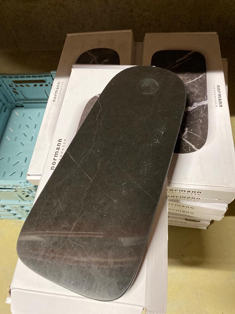 Normann copenhagen pebble board serveer schaal, Neuf, Enlèvement ou Envoi, Pierre ou Poterie, Balance