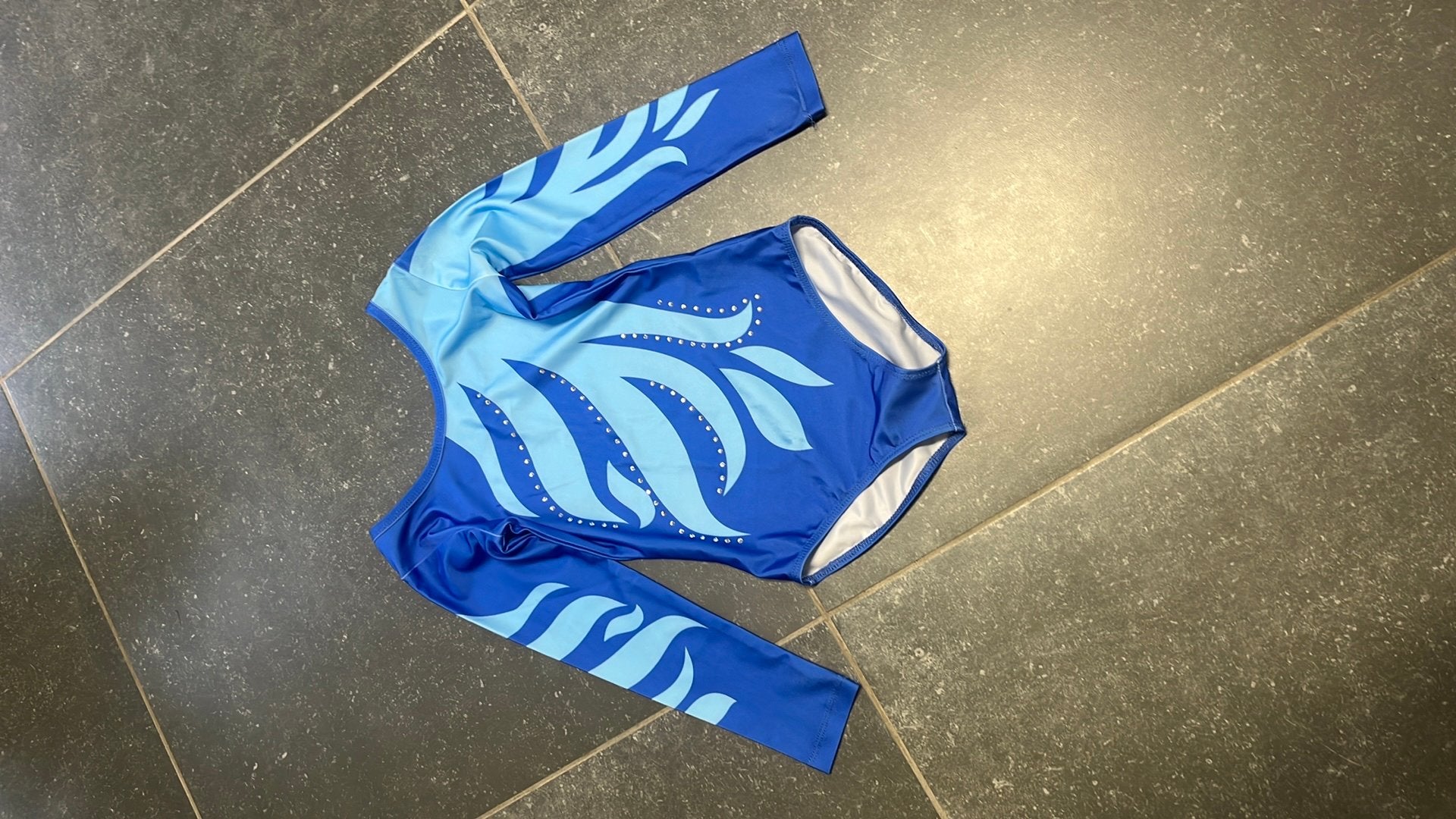 Turnmaillot met glitter, Sport en Fitness, Ophalen, Zo goed als nieuw, Blauw, Turnpak(je)