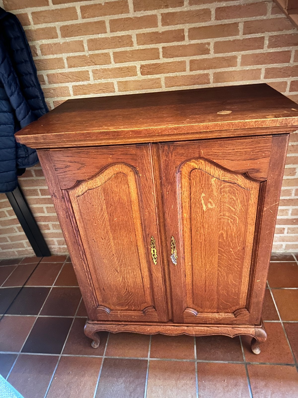 Eiken kastje, Antiek en Kunst, Ophalen