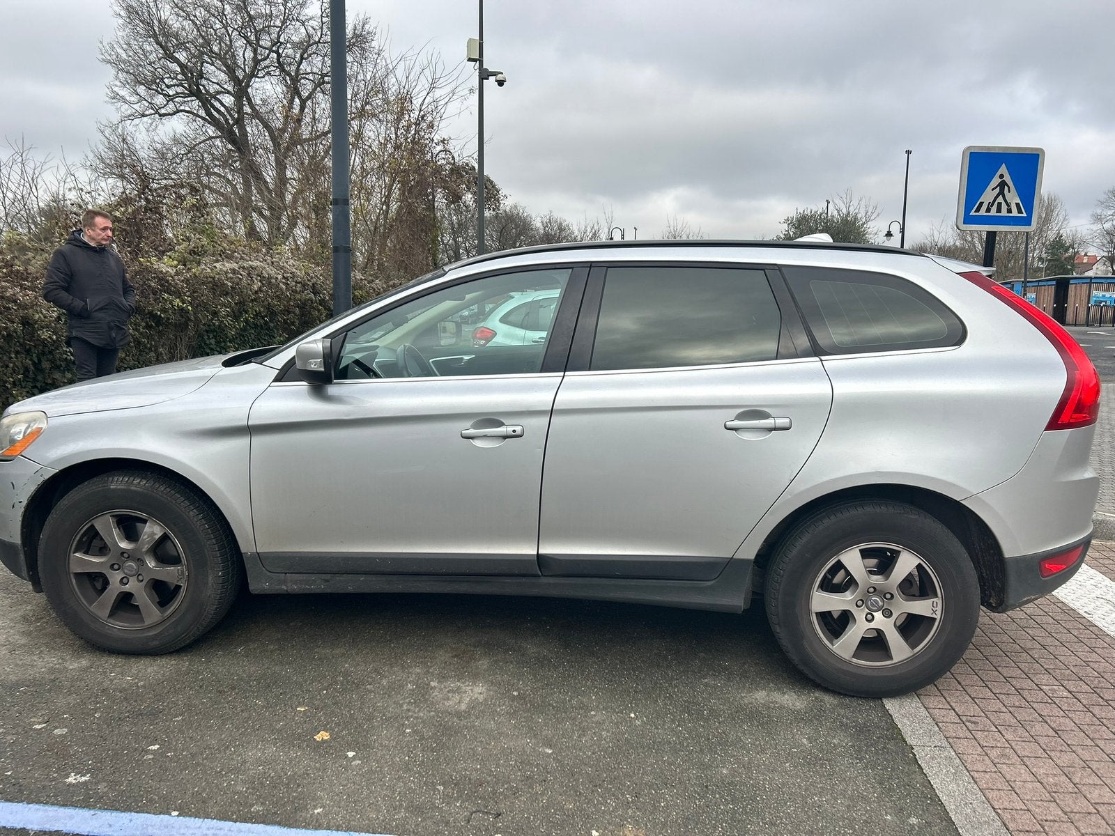 Volvo xc60 2.4 175ch boite auto, Autos, Volvo, Particulier, Achat, XC60