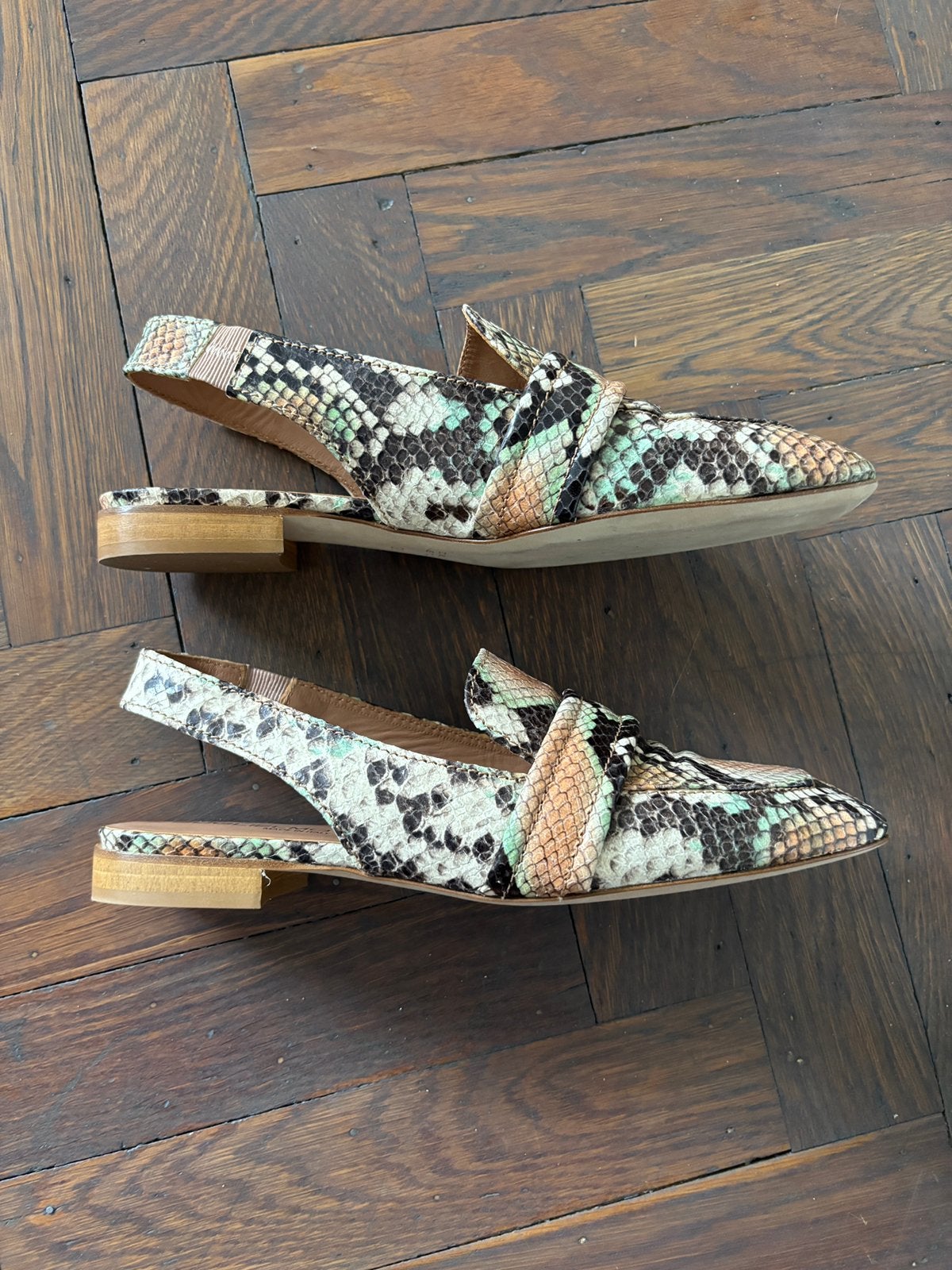 Loafers Guglielmo Rotta, Kleding | Dames, Schoenen, Overige kleuren, Instappers, Nieuw, Ophalen of Verzenden