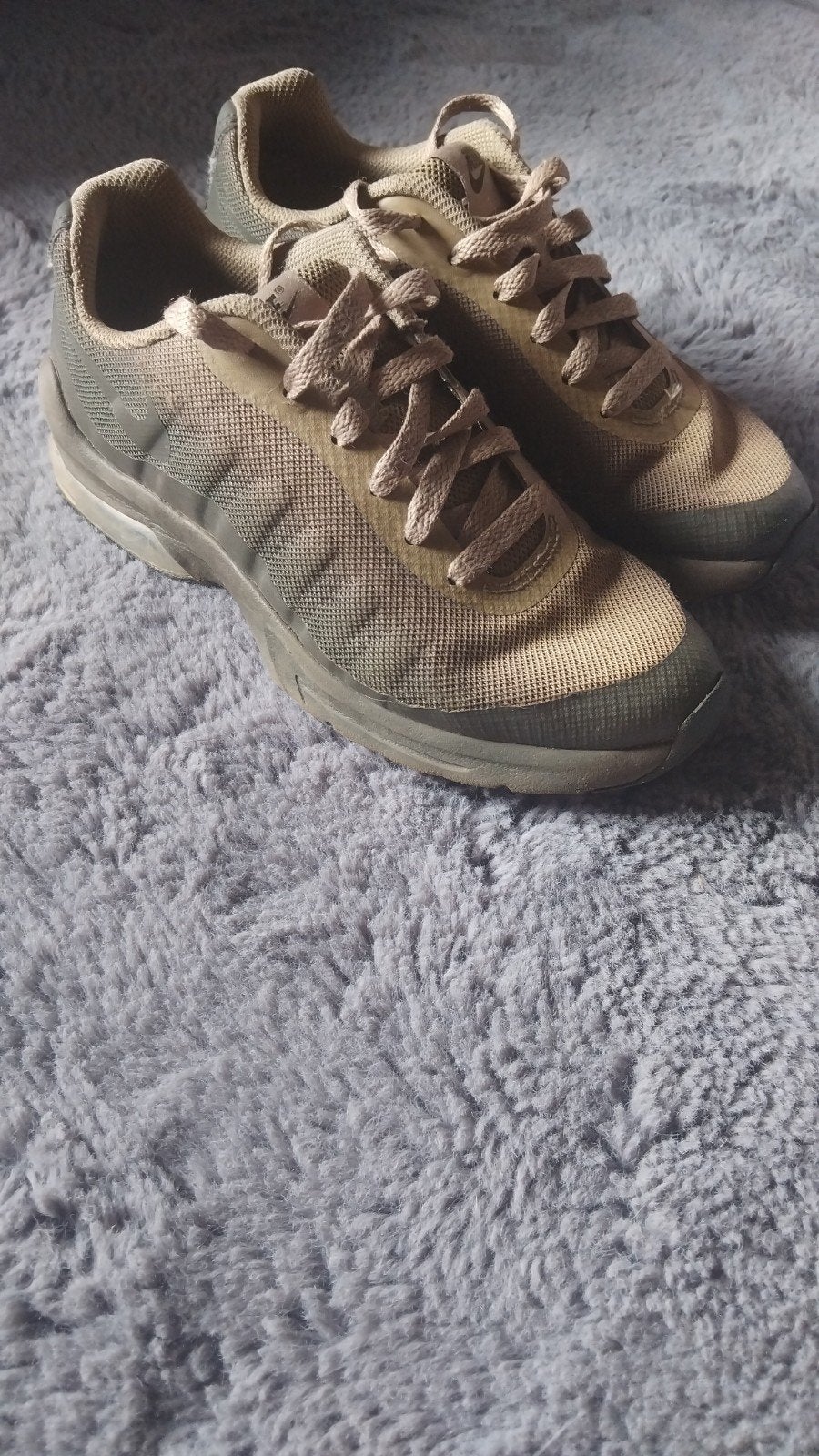 Chaussure nike  taille 35, Vêtements | Hommes, Chaussures, Enlèvement