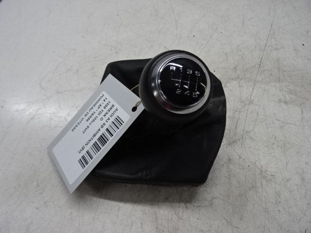 LEVIER DE CHANGEMENT DE VITESSES Audi A3 (8V1 / 8VK), Auto-Union-Straße  1,
85057  Ingolstadt, DE, Info@audi.de, Audi, Utilisé