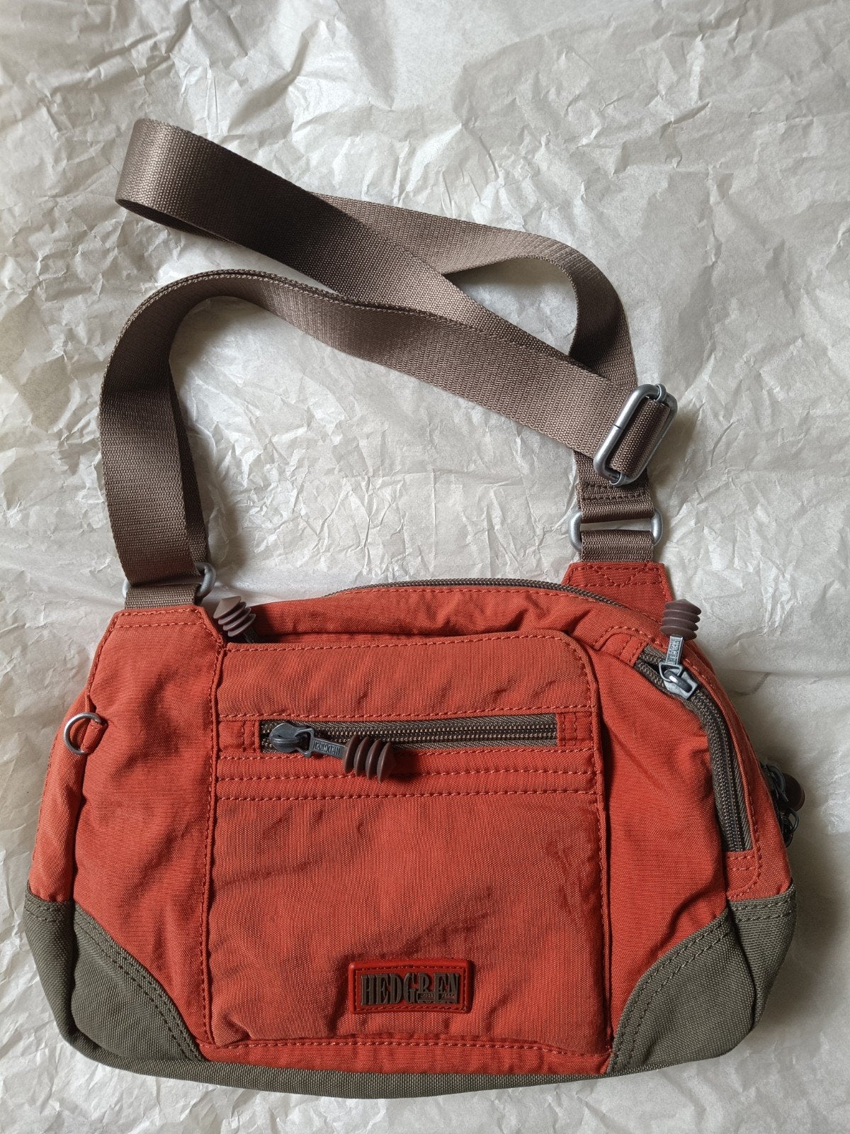 Hedgren schoudertas/crossbag NIEUW, Bijoux, Sacs & Beauté, Enlèvement, Neuf