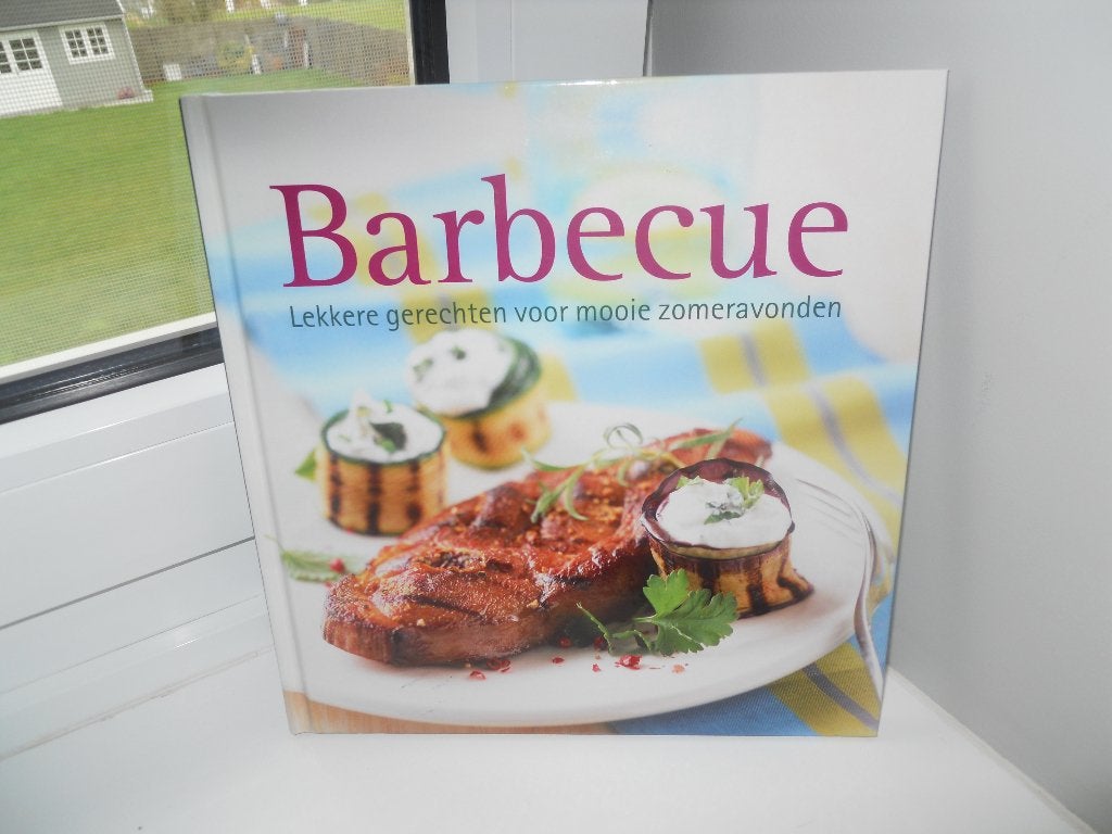 Livre de barbecues/cocktails, Enlèvement, Neuf, Europe, Entrées et Soupes