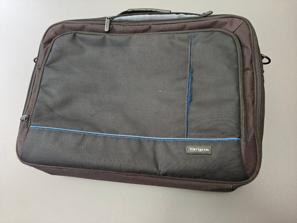 laptoptas, Computers en Software, Ophalen, Gebruikt, 17 inch of meer, Tabletvak
