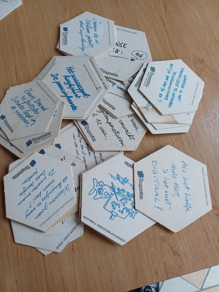 bierviltjes met spreuken van  hoegaarden, Verzamelen, Biermerken, Ophalen, Gebruikt, Viltje(s), Overige merken