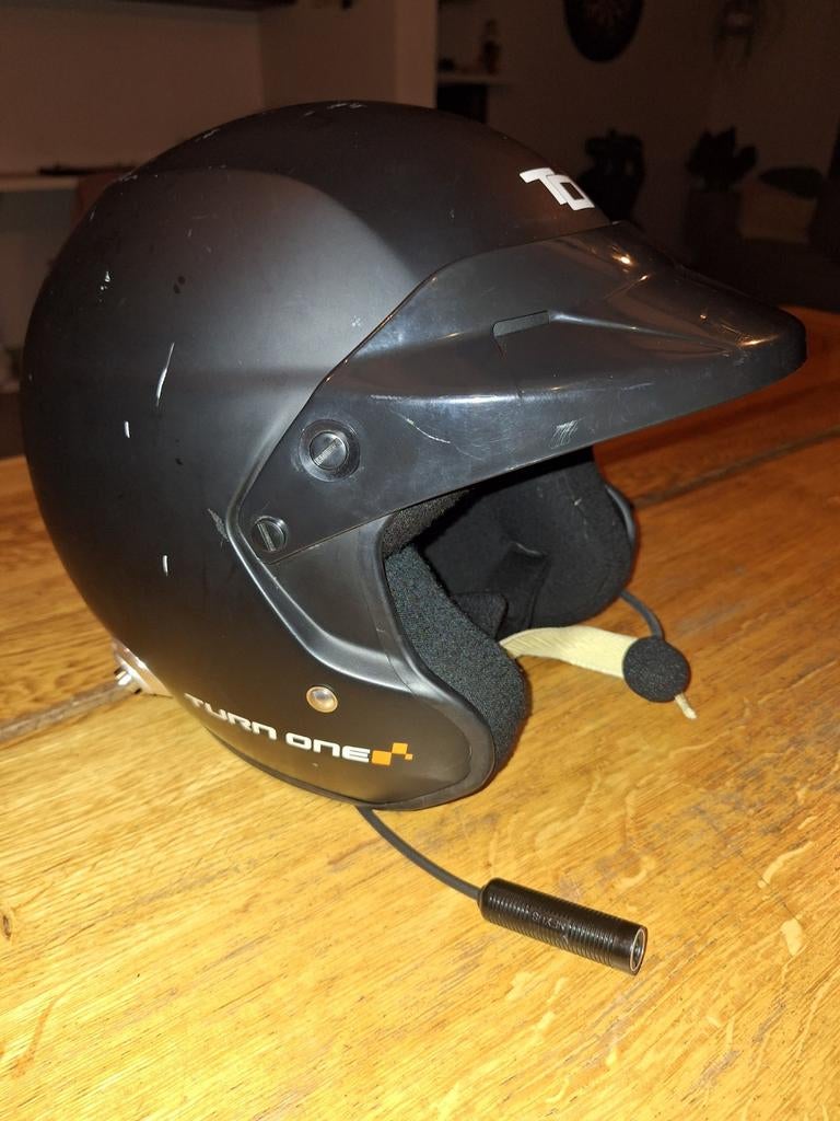 Rally helm met intercom, Enlèvement