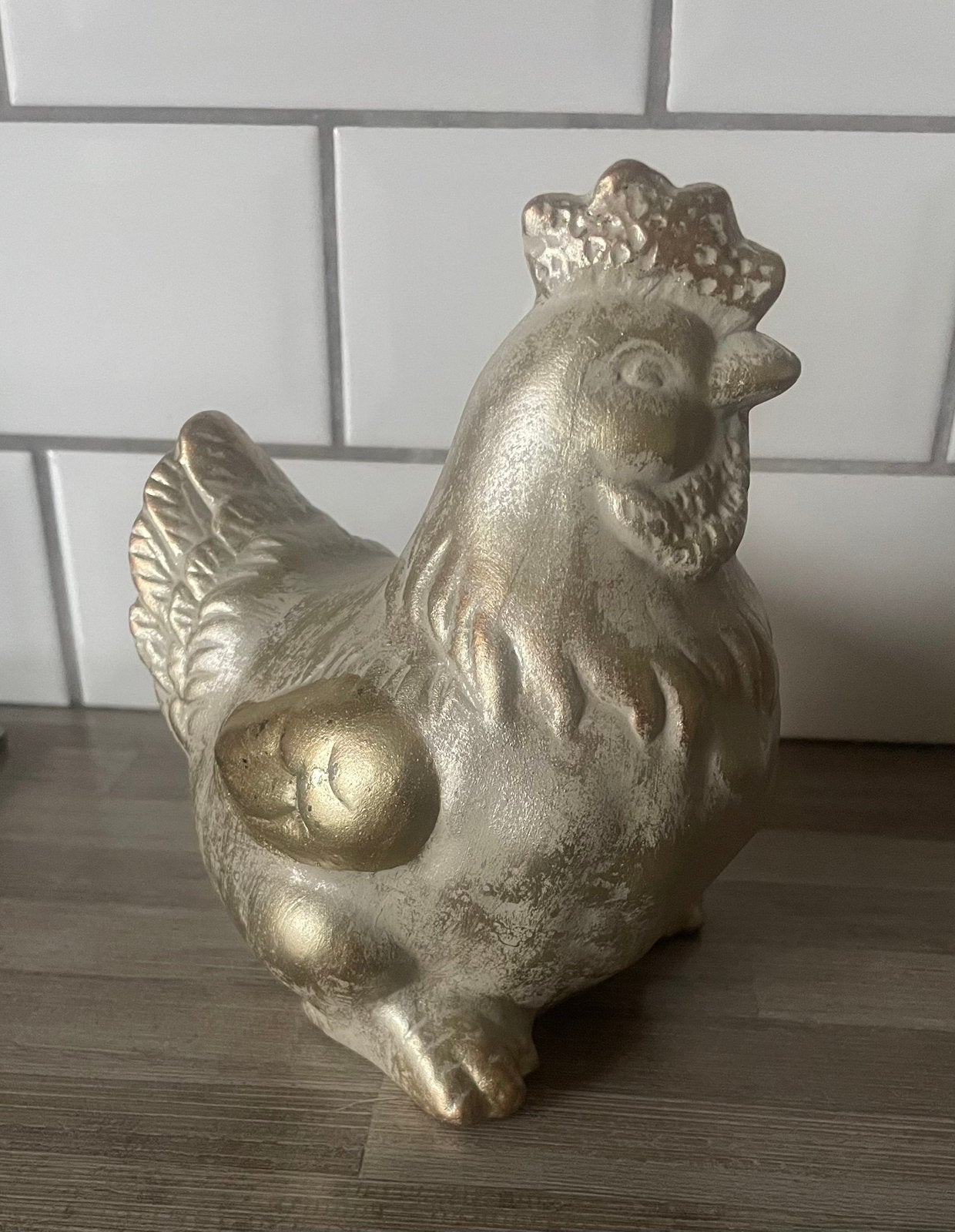 Kip decoratie goud - Nieuwstaat, Huis en Inrichting, Woonaccessoires | Boeddhabeelden, Ophalen, Zo goed als nieuw, Goud