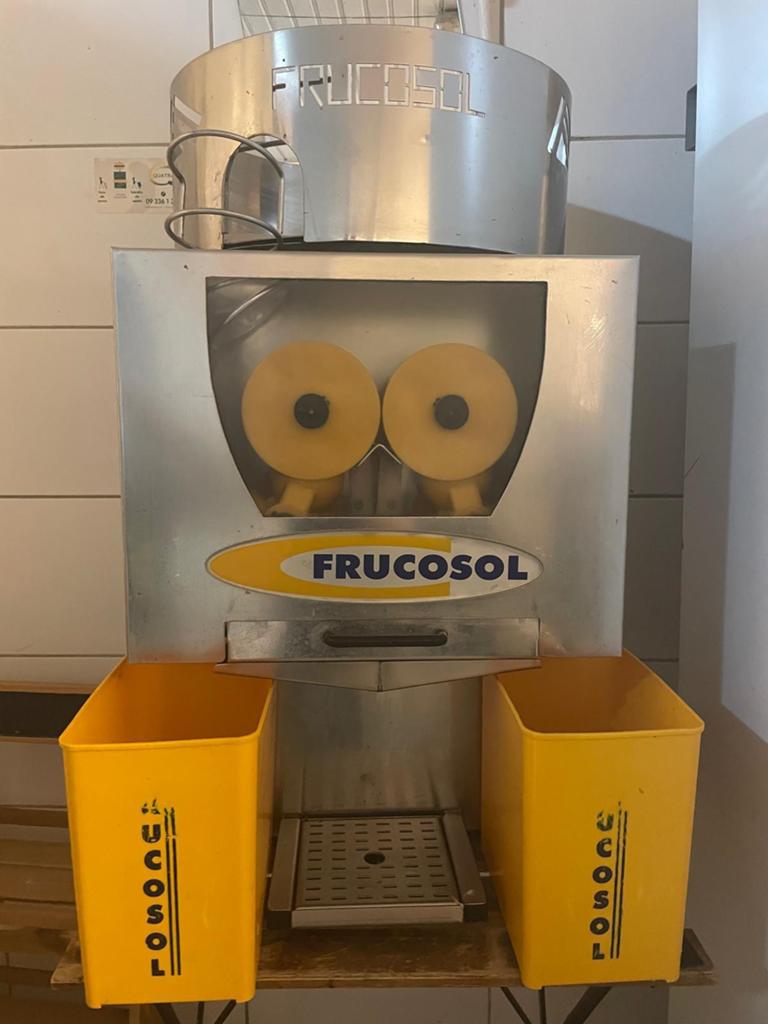 Pressoir à orange Frucosol professionnel à vendre, Enlèvement